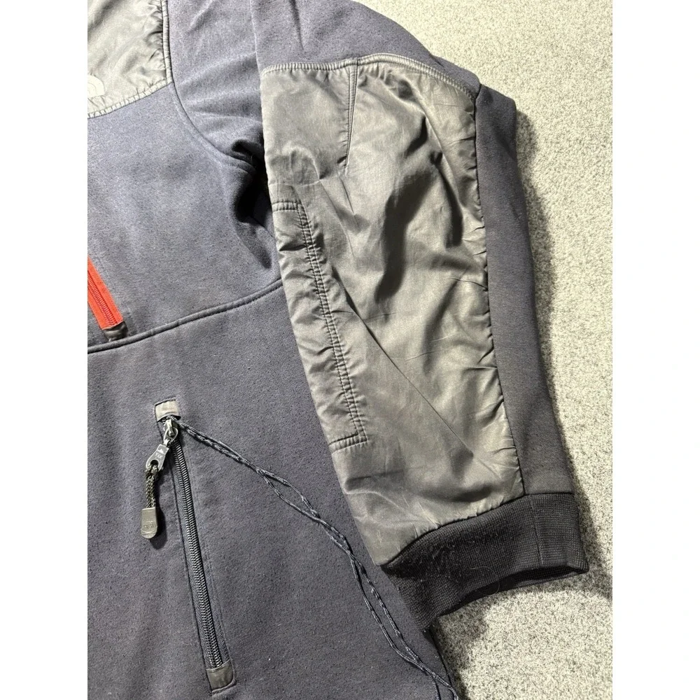The North Face pullover fair